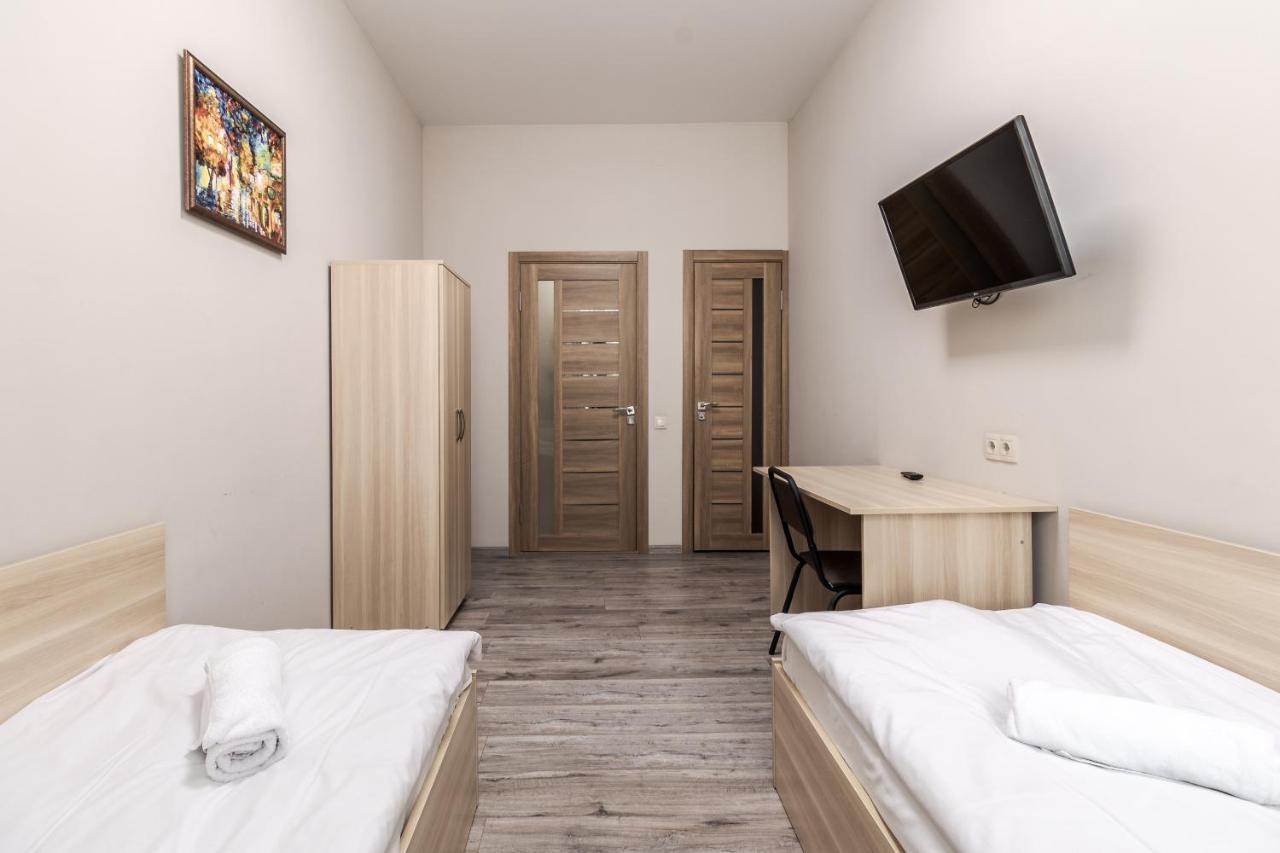 Creamy Apartment Lviv Bagian luar foto