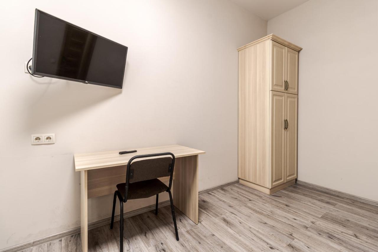 Creamy Apartment Lviv Bagian luar foto