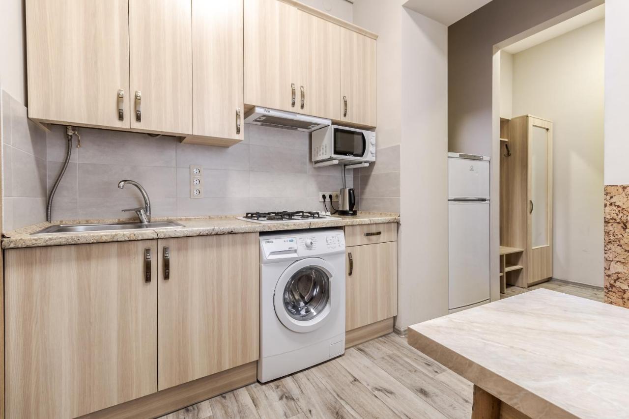 Creamy Apartment Lviv Bagian luar foto